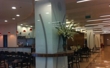 מראה יוקרתי לבית עם חיפוי קירות חוץ