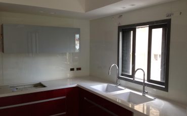 חיפוי זכוכית למטבח,חיפוי קיר למטבח