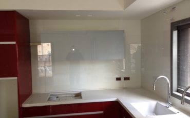 חיפוי זכוכית למטבח, חיפוי קיר למטבח