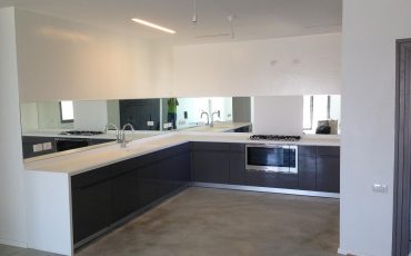 חיפוי קיר מטבח על ידי מראה, חיפוי מטבח