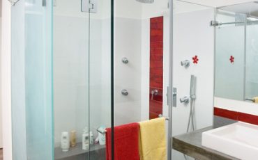 דלתות זכוכית, מחיצות זכוכית, קיר זכוכית