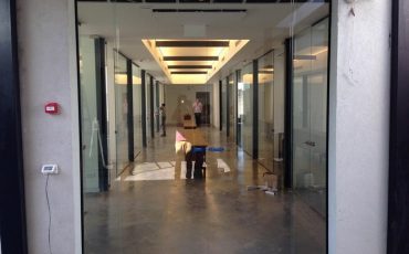 דלתות זכוכית, דלת הזזה מזכוכית