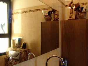 מראות מעוצבות לשימוש ביתי