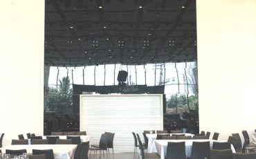 קיר זכוכית מרשים מויטרינות לאולמות אירועים, ויטרינה זכוכית