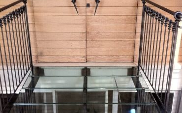 רצפת זכוכית, שקופה, ריצוף זכוכית