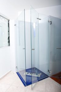 מקלחון פינתי – חמישה מצבים