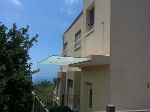 גגון זכוכית, גגון לדלת כניסה , גגון כניסה לבית