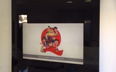 חיפוי קיר סלון, עיצוב קיר טלויזיה, MAGIC MIRROR