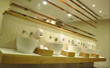 מראה מעוצבת באולם אירועים