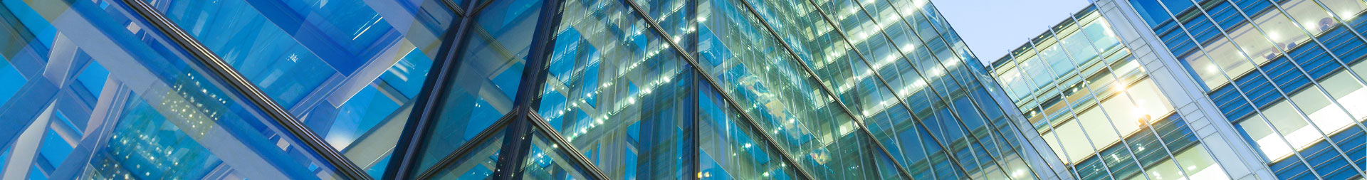 פתרונות זכוכית מתקדמים לעסקים - אחים פרץ ר.א.י