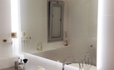 מראות מעוצבות, מראה לאמבטיה